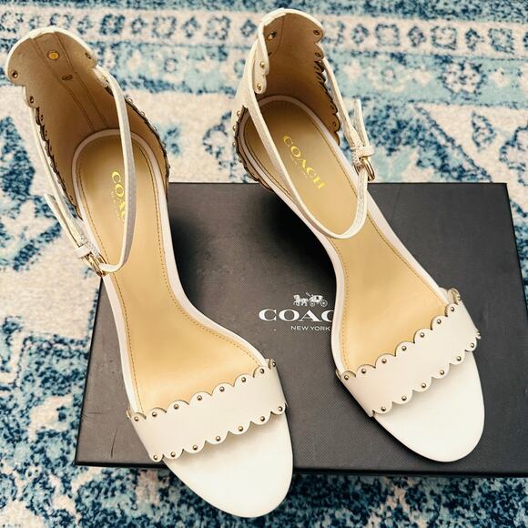 COACH Scalloped Studded Cream High Heels Dress Shoes – Size 8 - Picture 2 of 8